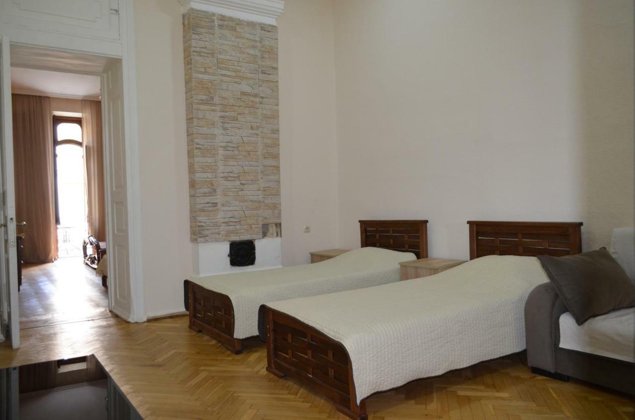 Sweet Home Agmashenebeli Tbilisi Buitenkant foto